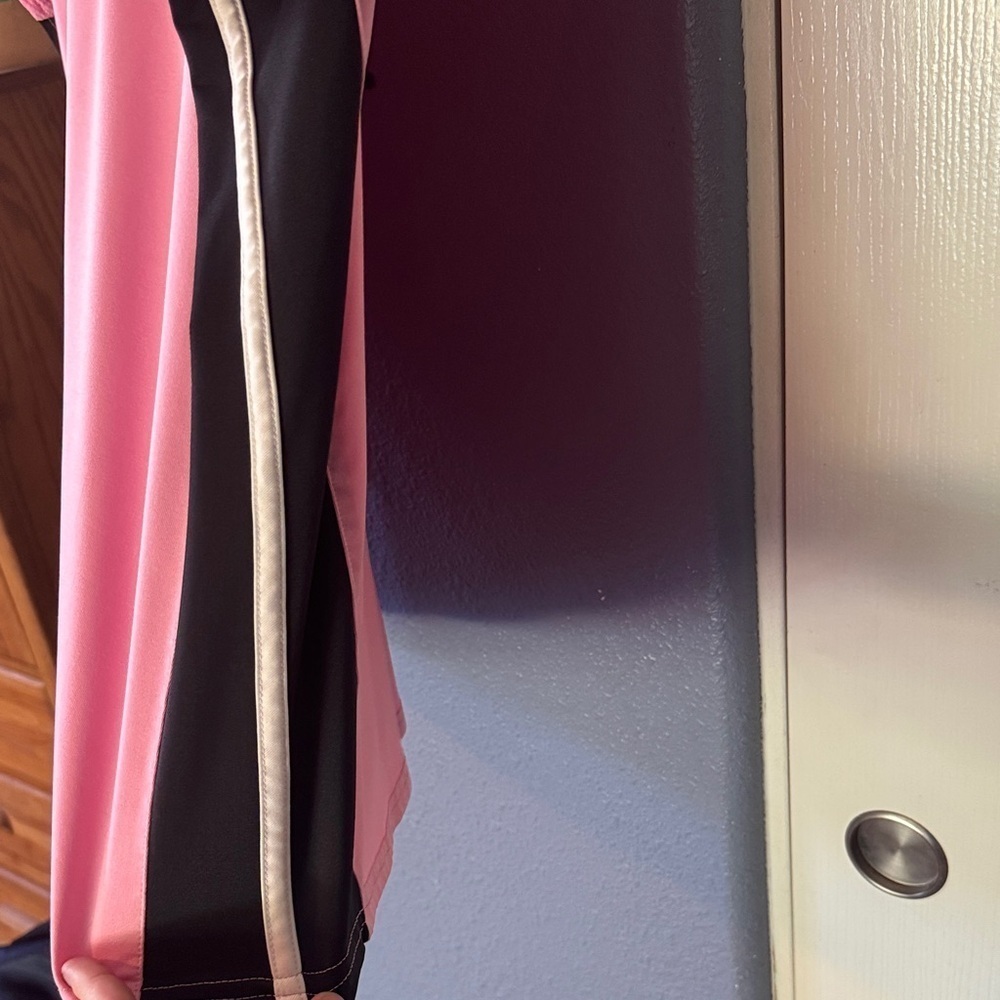 Stylish Pink and Black Half-Zip Women's Jersey - Picture 7 of 7